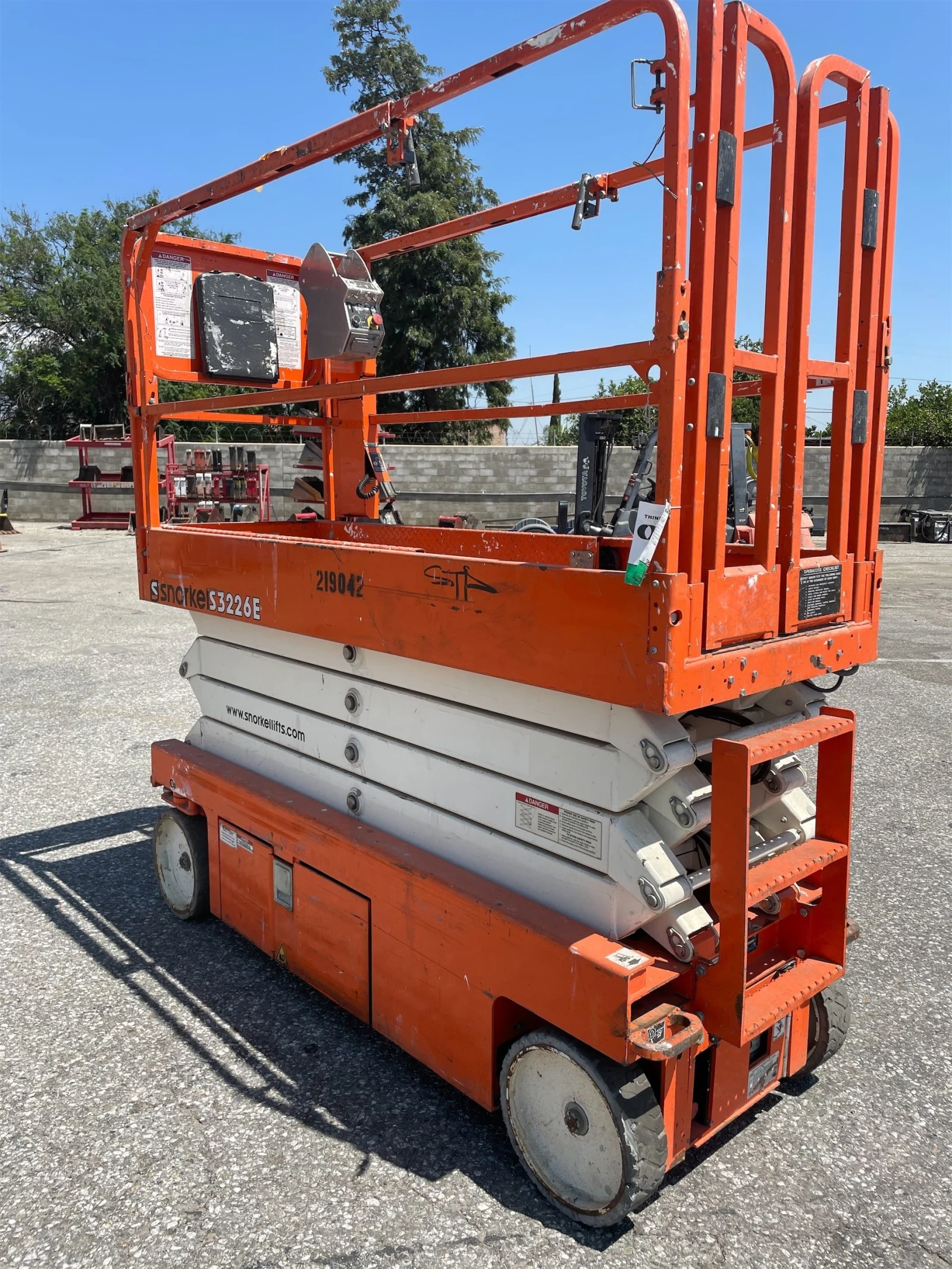 2018 Snorkel S3226E