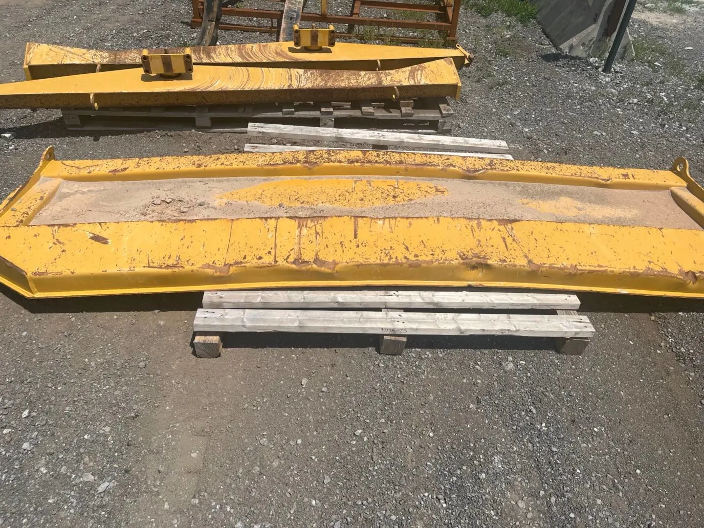 2022 Caterpillar 745 TAILGATE (DAMAGED) 