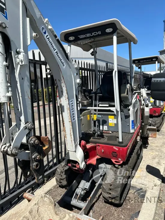 2023 Takeuchi TB20E