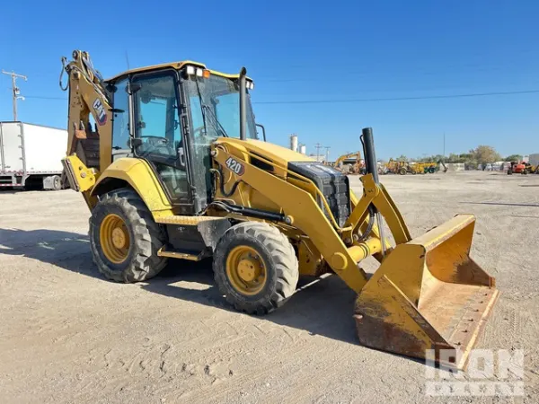 2021 Caterpillar 420ST HRC