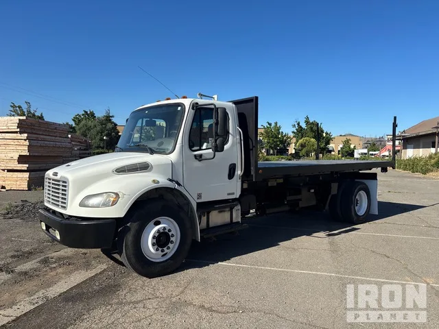 2008 Freightliner M2 106