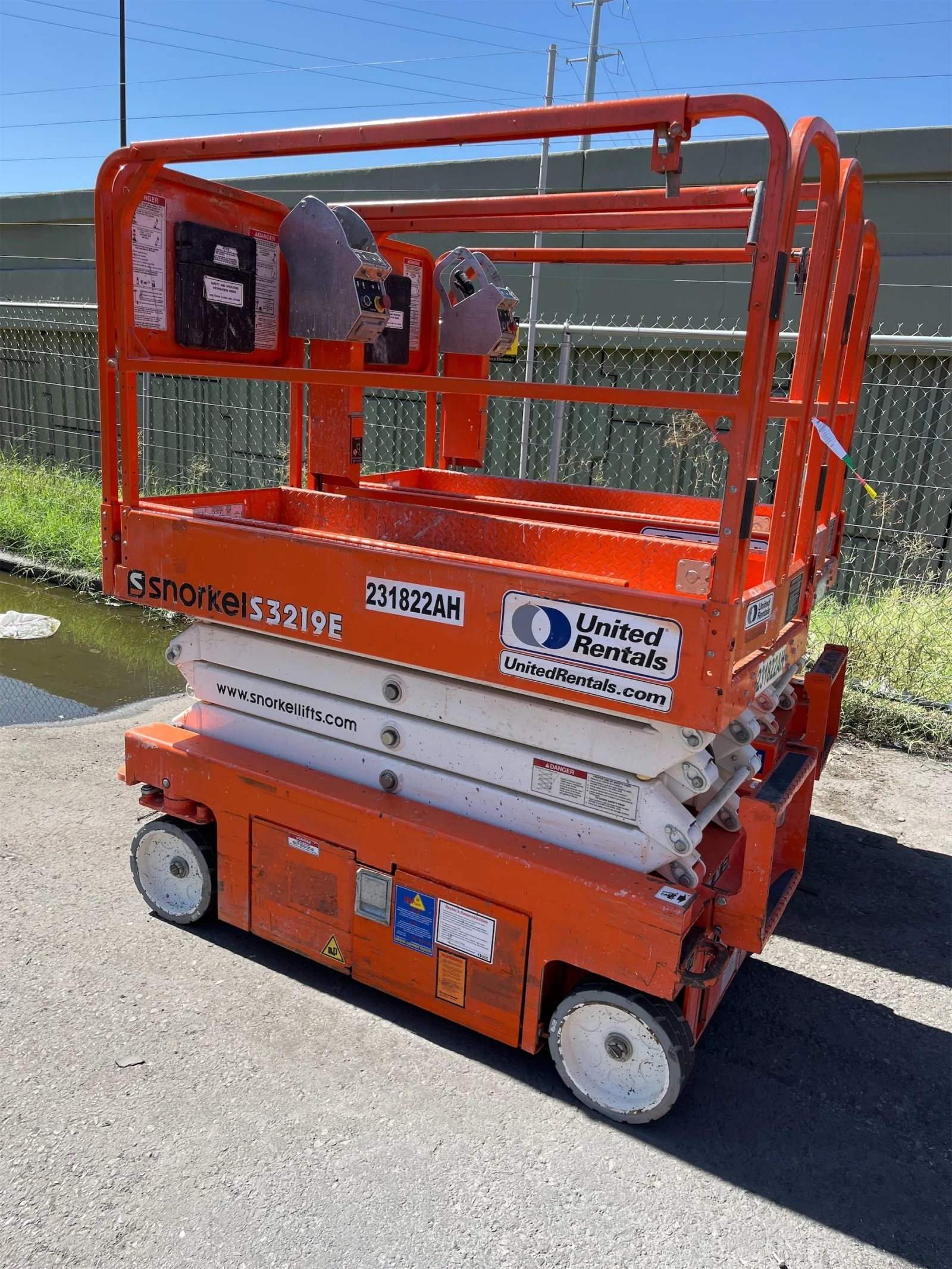 2019 Snorkel S3219E