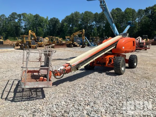 2007 JLG 600S