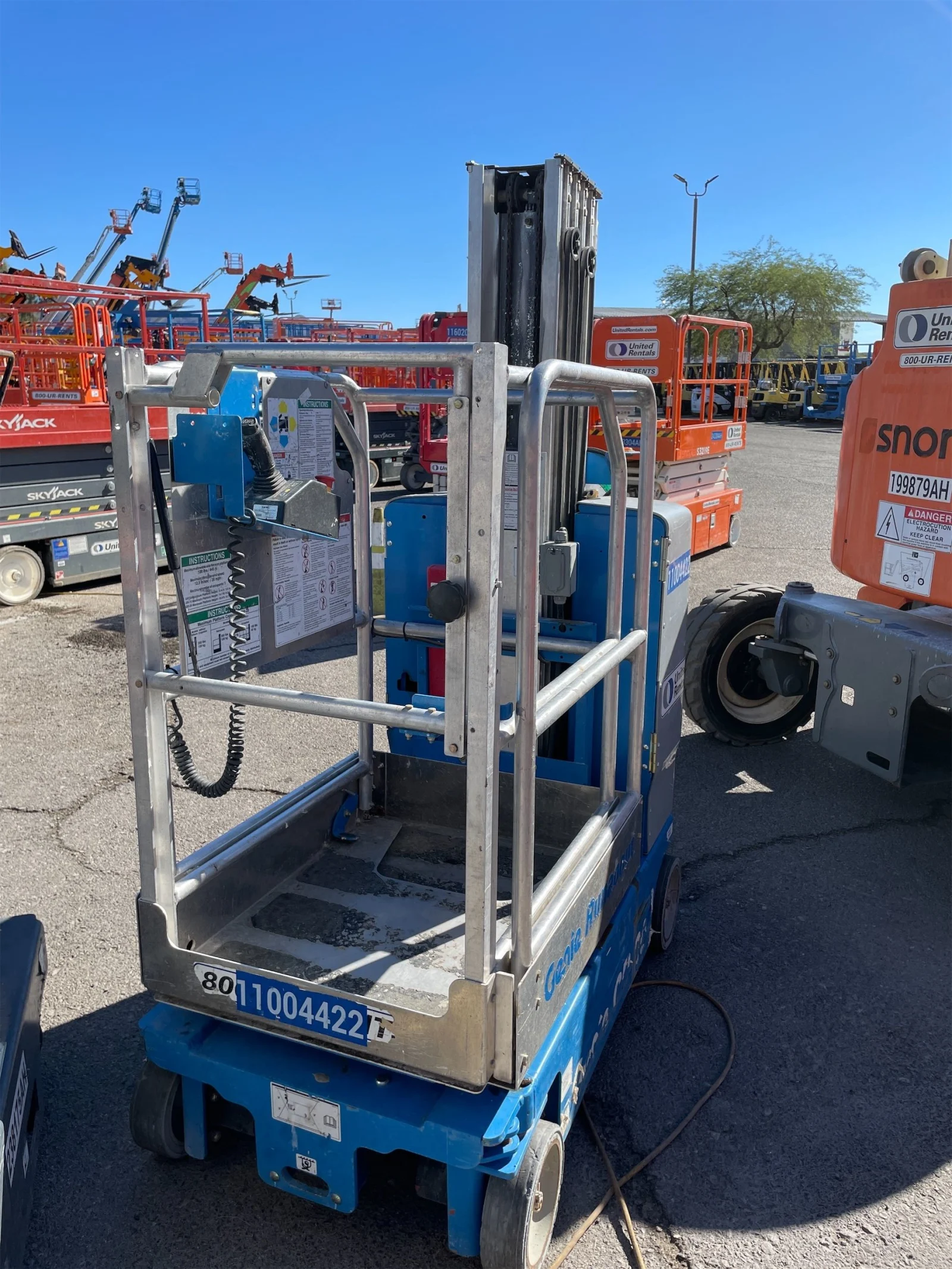 2019 Genie GR-20 Self-Propelled One-Person