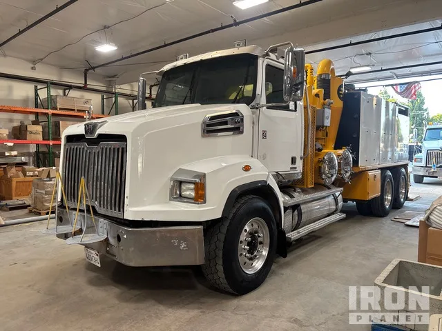 2018 Western Star 4700SB