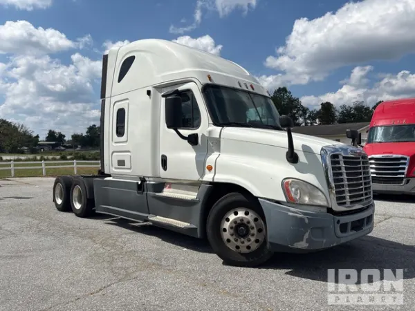 2020 Freightliner Cascadia 125