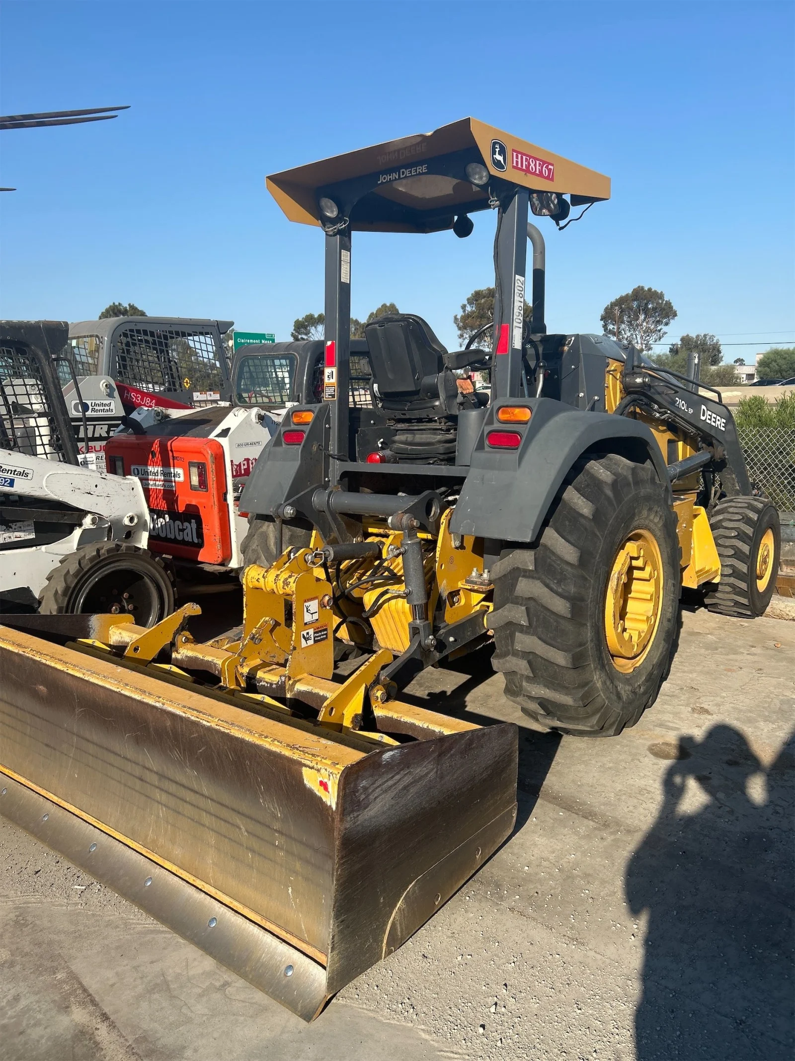 2019 John Deere 210L EP
