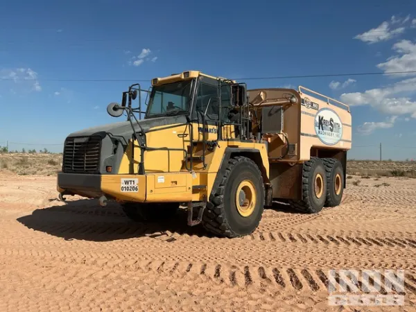 2016 Komatsu HM400-5