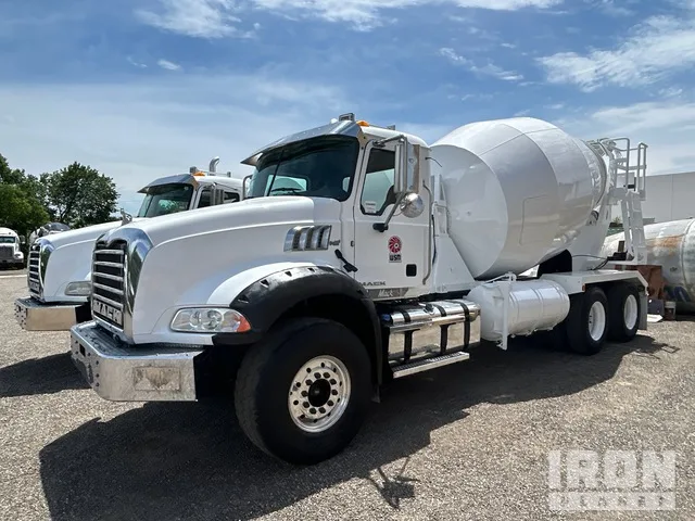 2014 Mack Granite