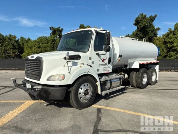 2016 Freightliner M2 112