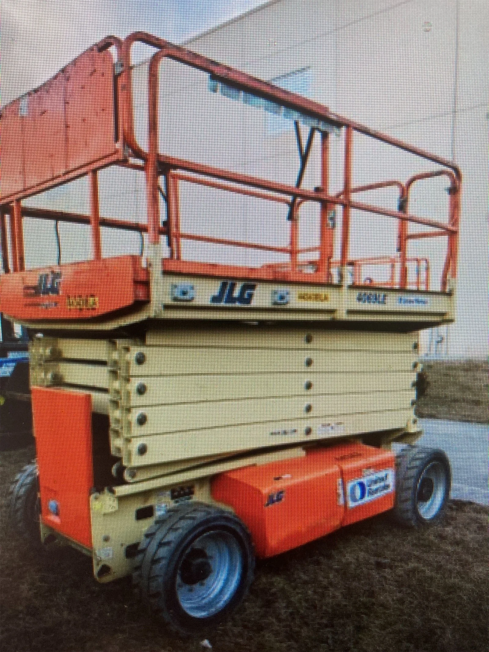 2017 JLG 4069LE