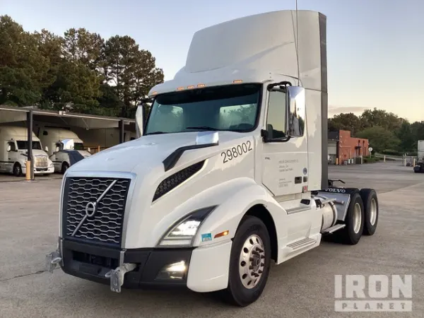 2020 Volvo VNL