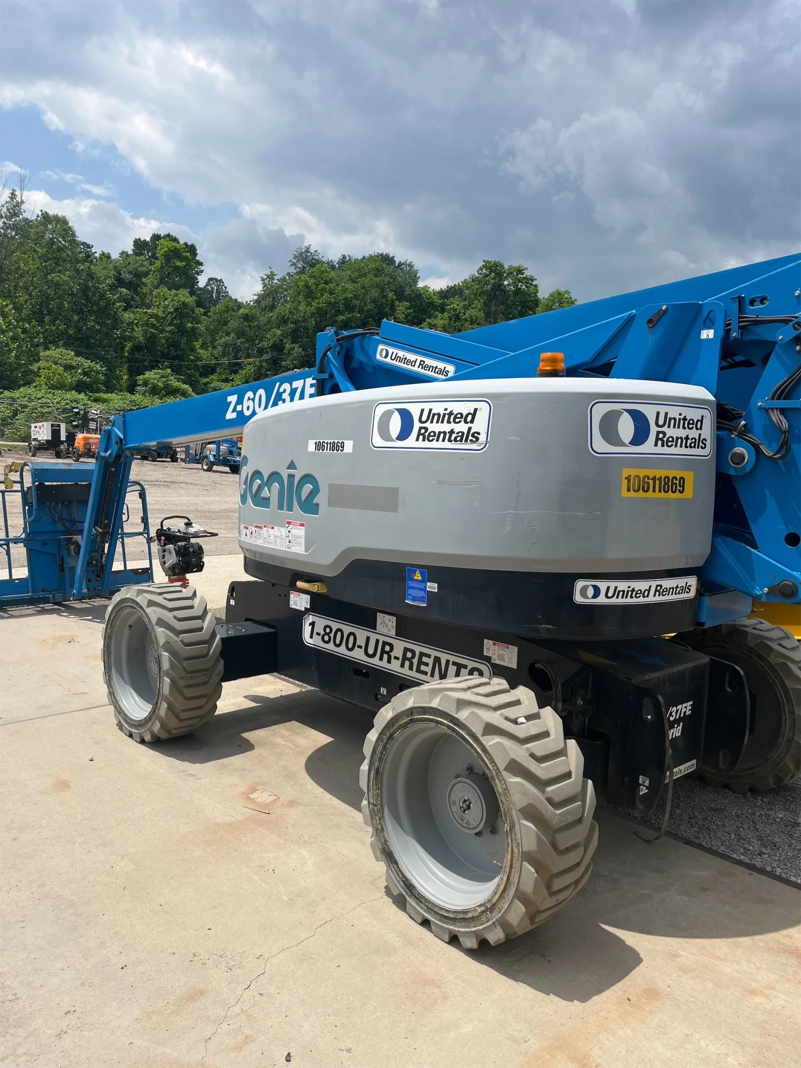 2017 Genie Z-60/37FE Articulating