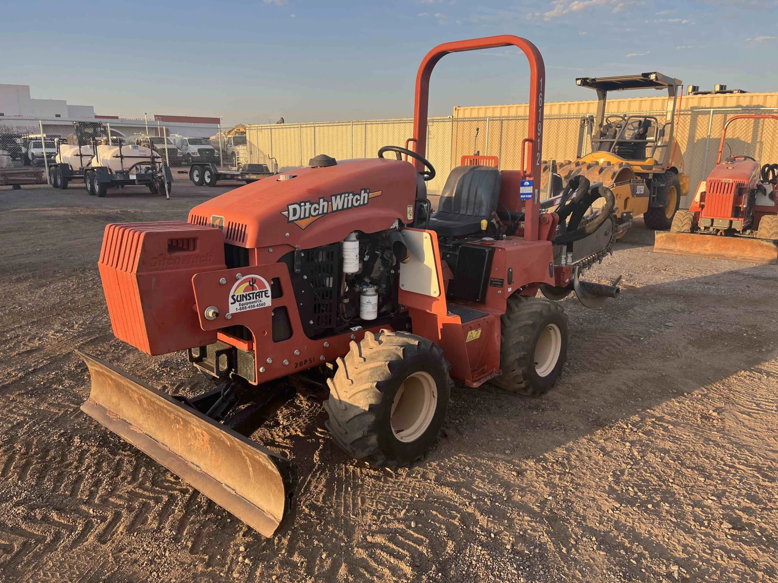 2017 Ditch Witch RT45