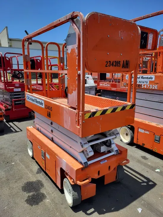 2019 Snorkel S3219E