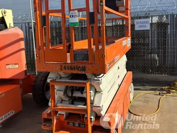 2019 Snorkel S3226E
