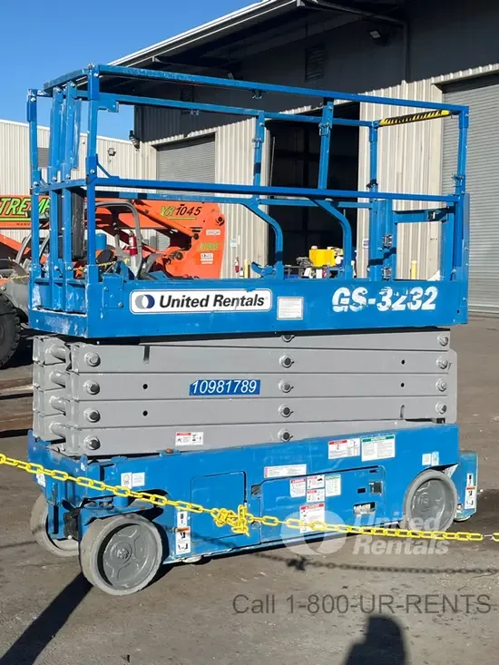 2019 Genie GS-3232