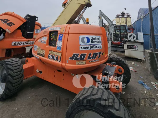 2017 JLG 600AJ Articulating