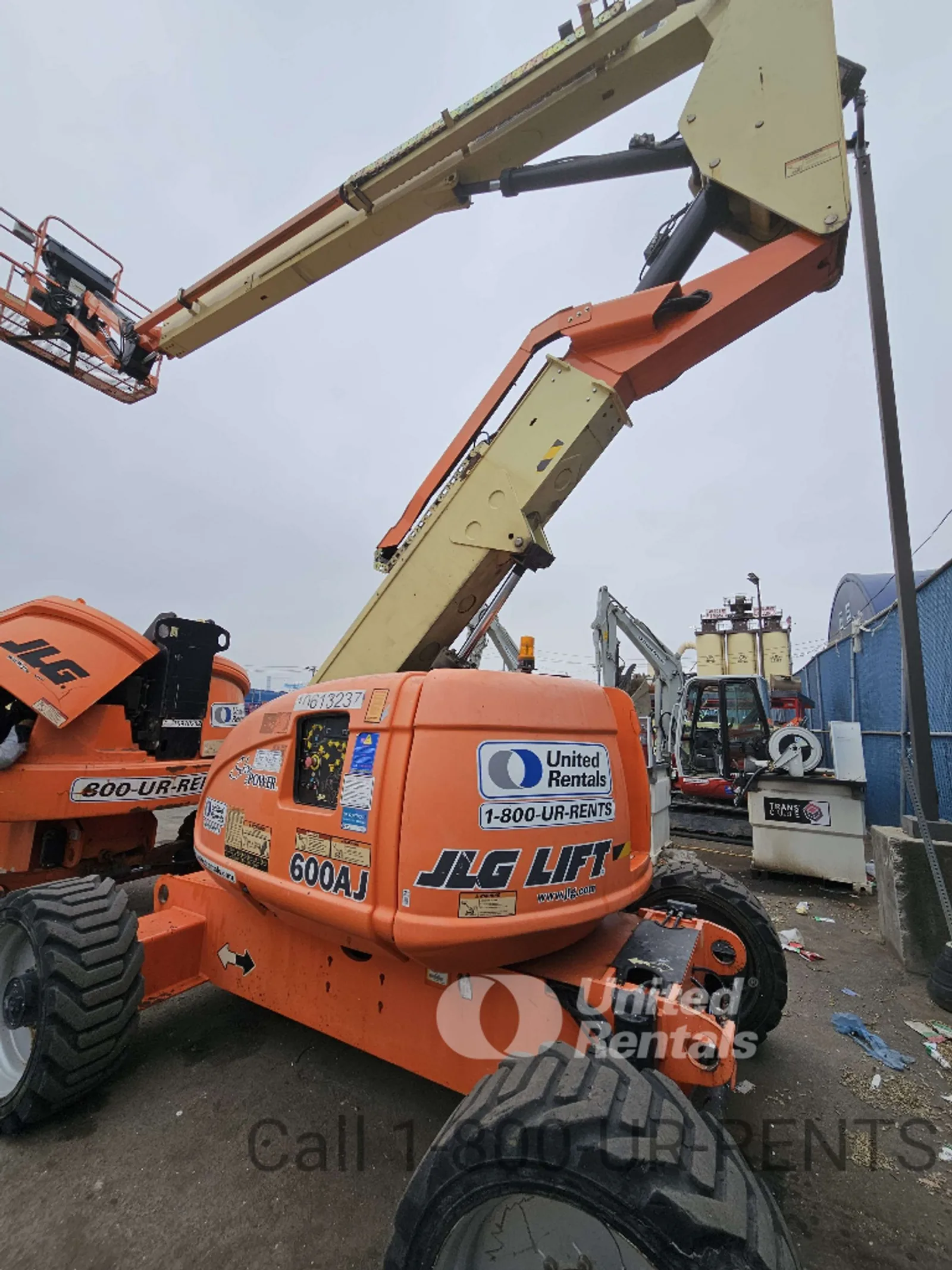 2017 JLG 600AJ Articulating