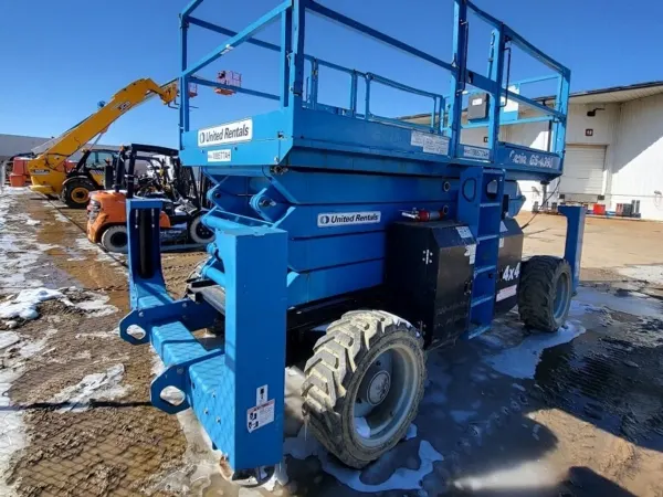 2017 Genie GS-4390 RT Rough Terrain
