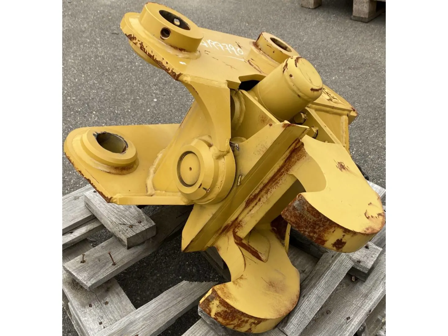 2021 WAINROY M314/M315 TILTING PIN LOCK COUPLER FOR 1/2 YARD PIN LOCK 