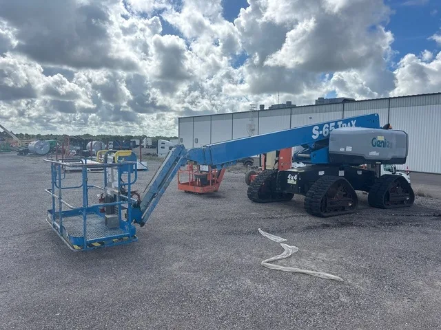 2018 Genie S-65
