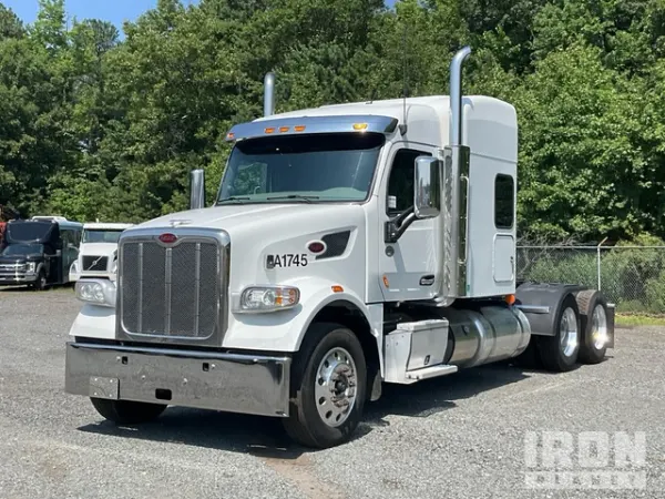 2018 Peterbilt 567