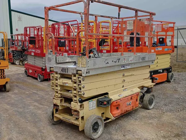 2009 JLG 3246ES