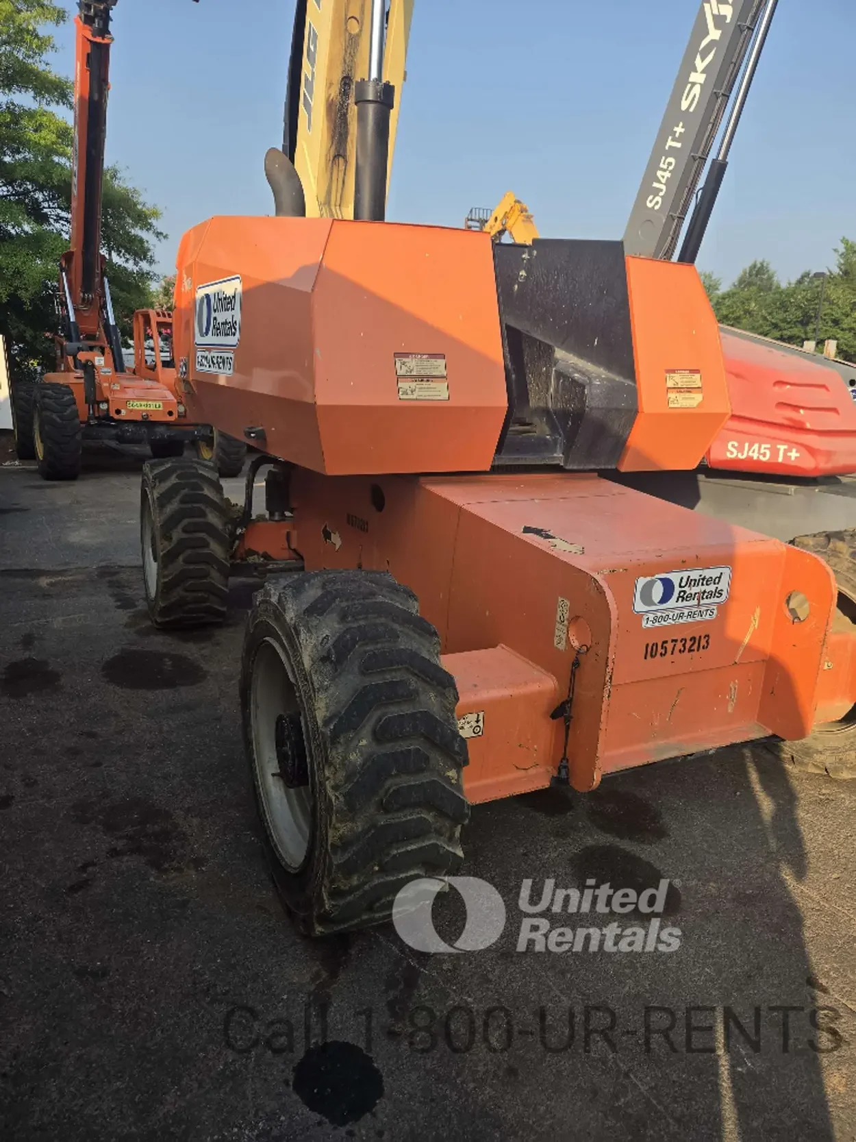 2017 JLG 600S