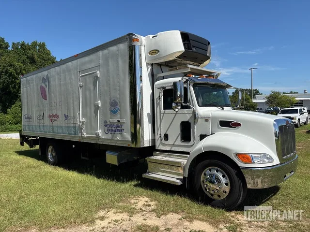 2021 Peterbilt 337