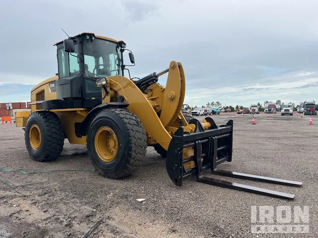 2015 Caterpillar 938K