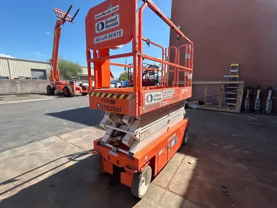 2019 Snorkel S3226E