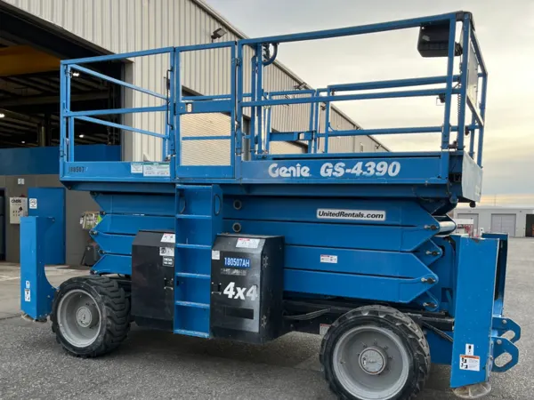 2016 Genie GS-4390 RT Rough Terrain