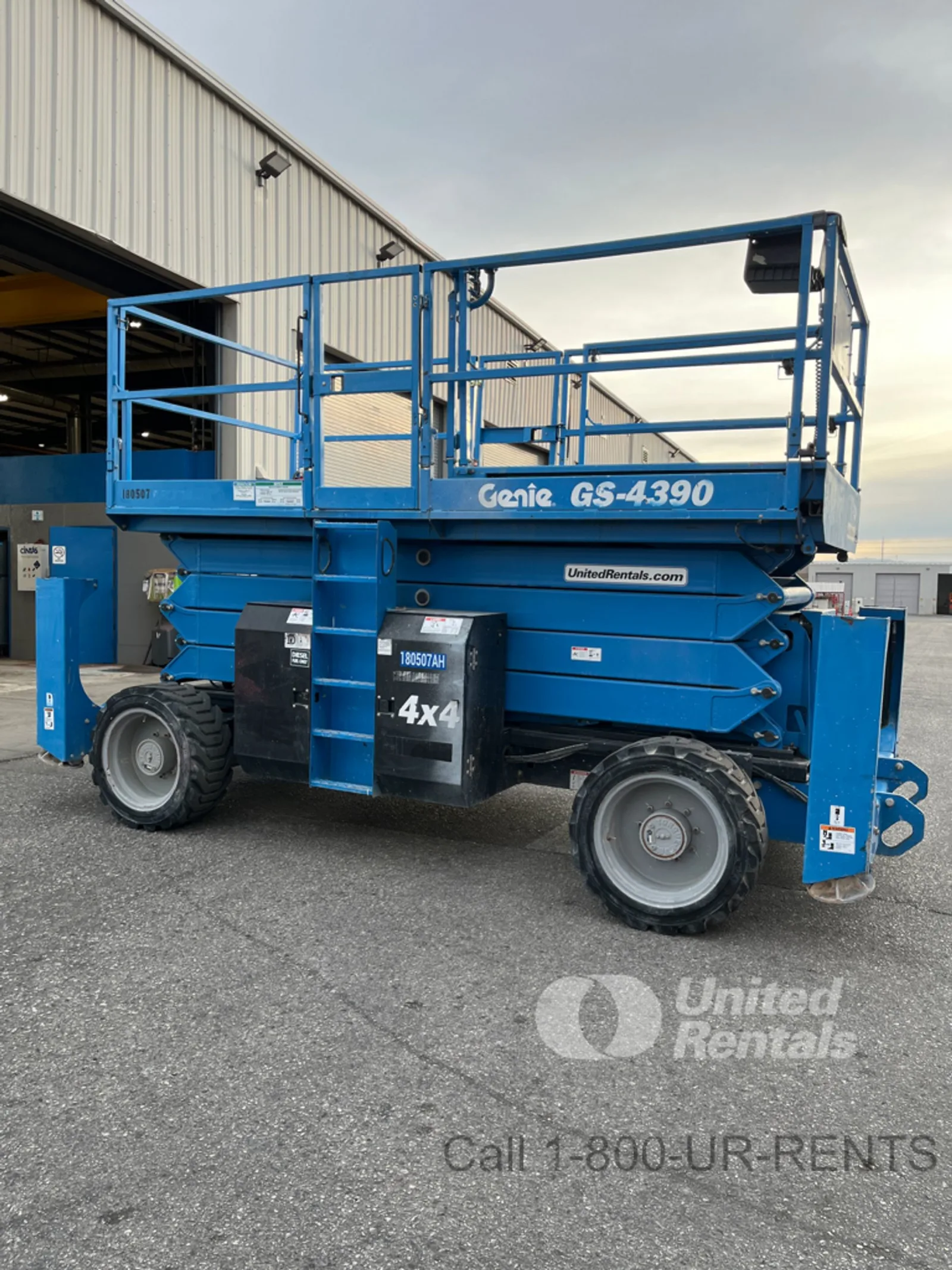 2016 Genie GS-4390 RT Rough Terrain
