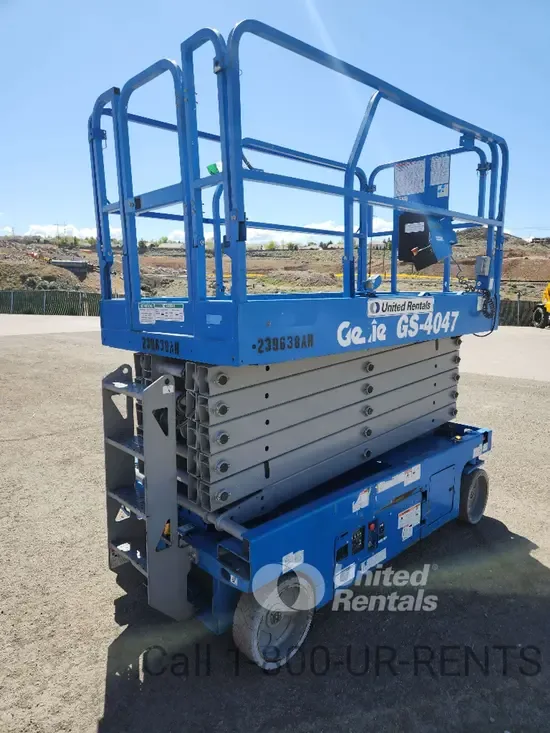 2019 Genie GS-4047