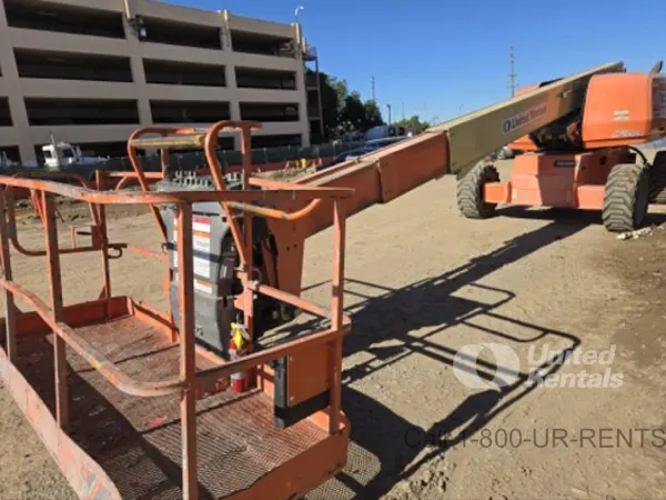 2018 JLG 600S