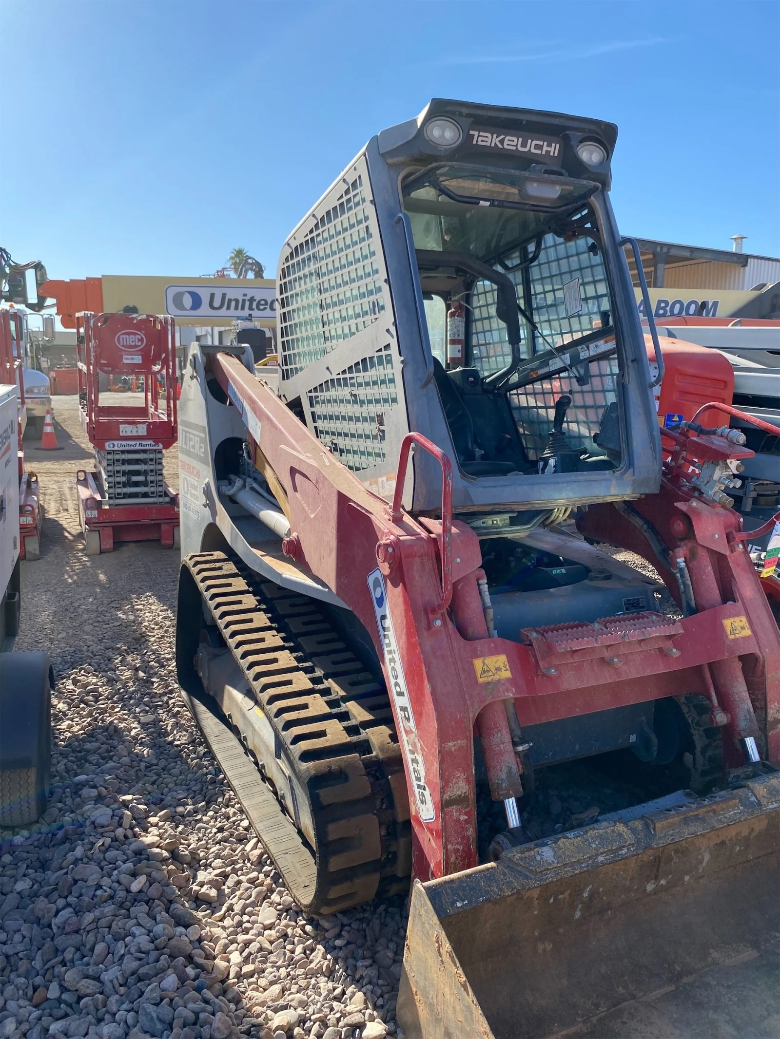 2021 Takeuchi TL12R2-CR