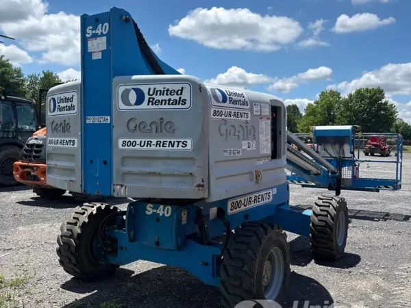 2017 Genie S-40