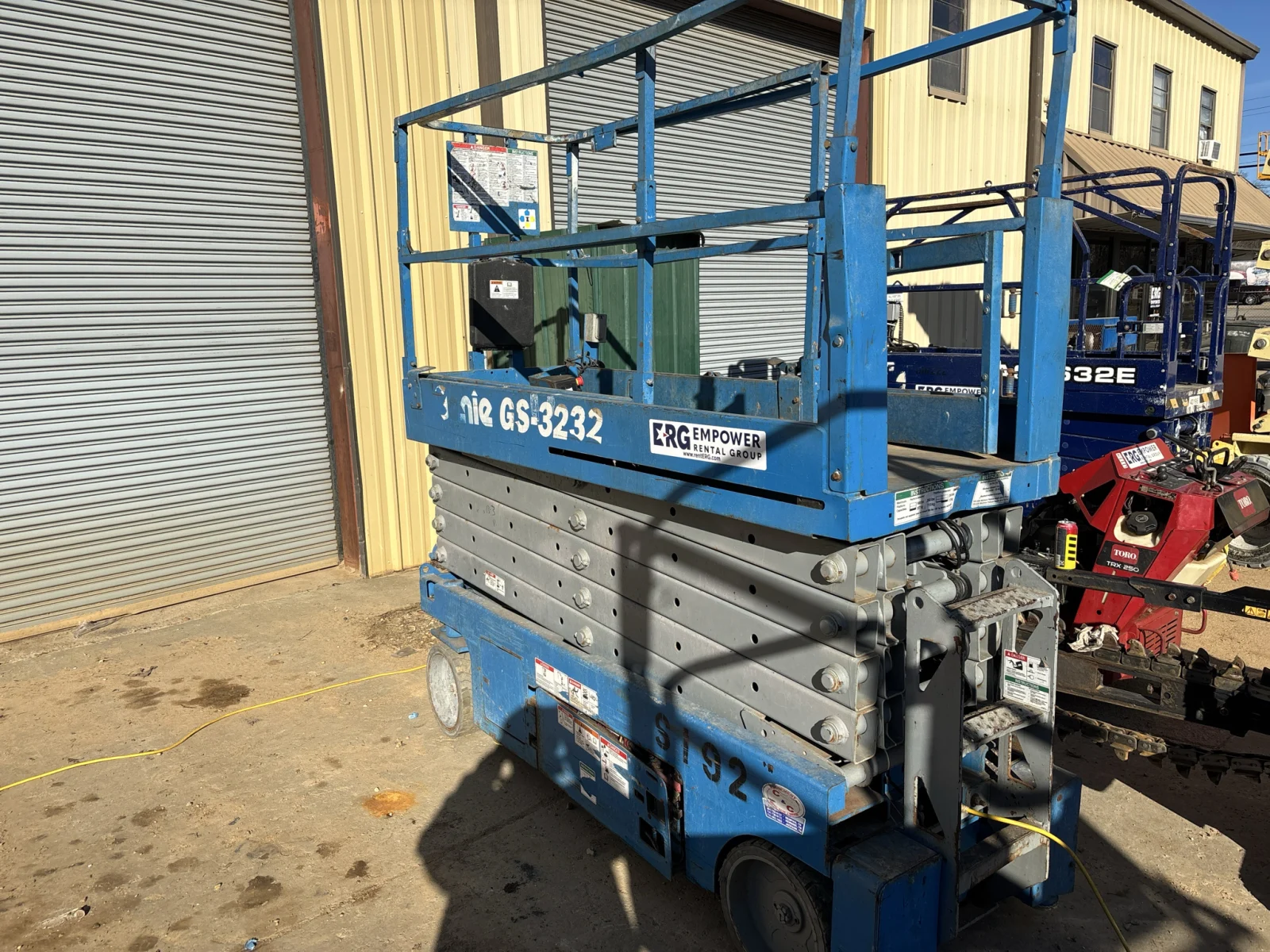 2012 Genie GS-3232