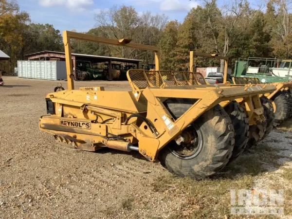 2006 Reynolds 17CS12