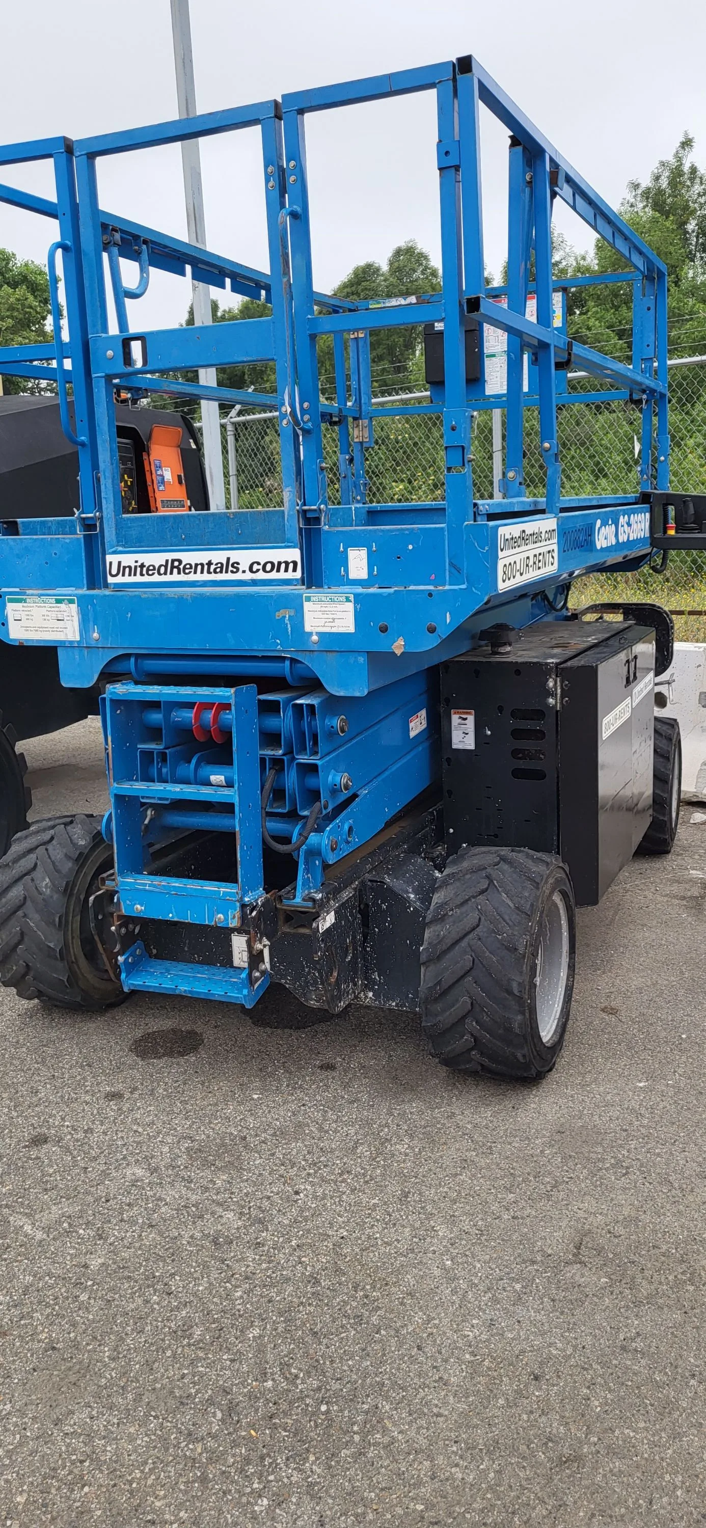 2017 Genie GS-2669-RT-Rough-Terrain