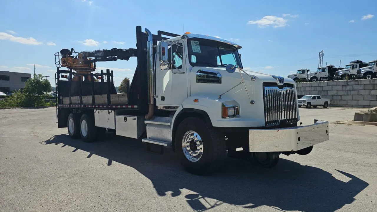 2014 WESTERN STAR 4700