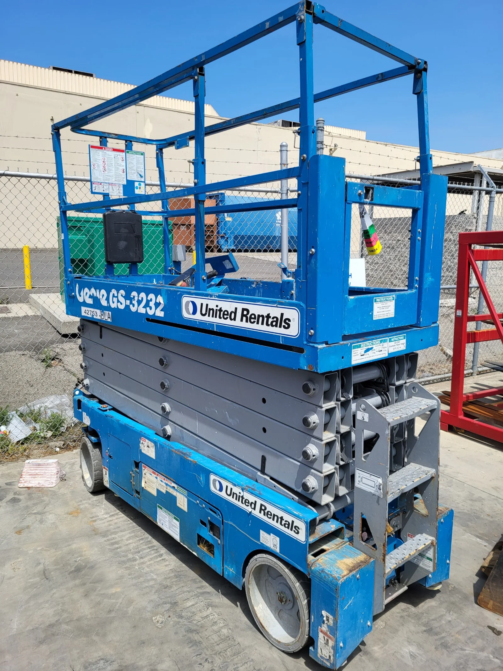 2017 Genie GS-3232