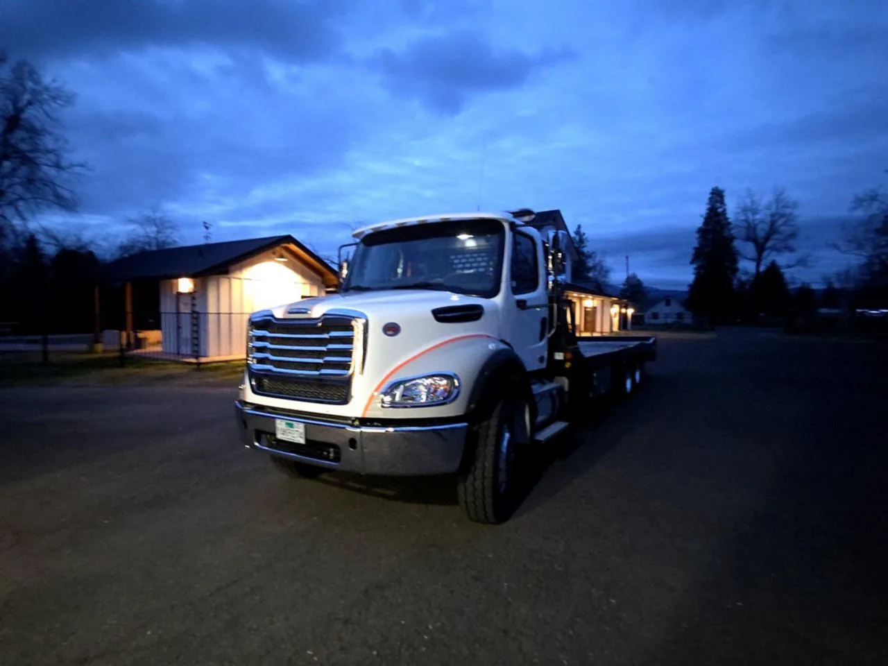 2025 Freightliner M2