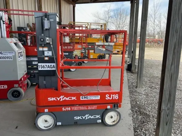2019 Skyjack SJ16