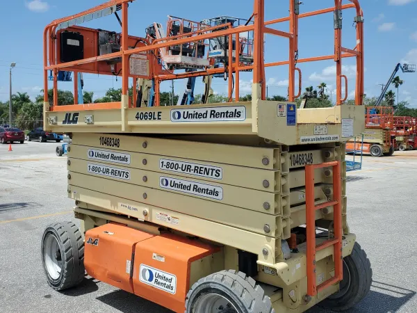 2016 JLG 4069LE