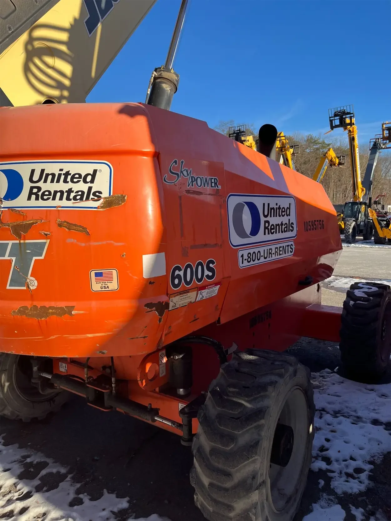 2017 JLG 600S