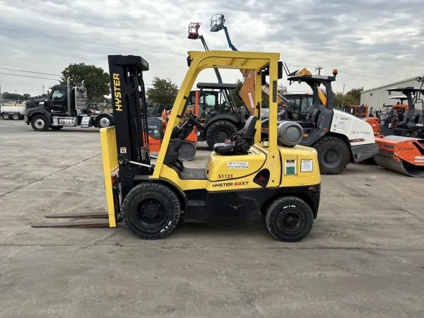 2023 Hyster H60XT