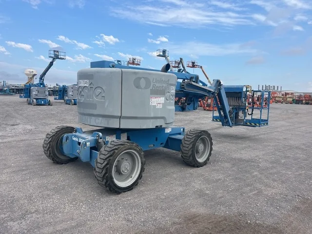 2017 Genie Z-45/25 IC