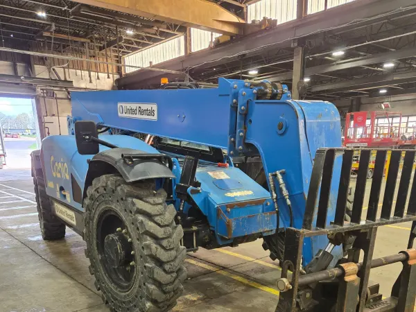 2017 Genie GTH-844
